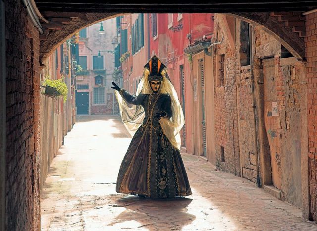 Απόκριες Κέρκυρα Venetian Carnival at Corfu mykerkyra.com events